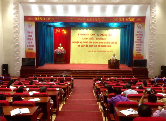 Thành ủy uu888 one: Bế giảng lớp bồi dưỡng nghiệp vụ công tác Đảng
