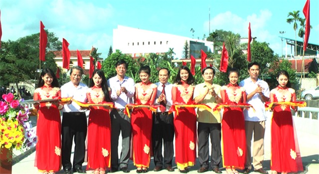 Khánh thành và gắn biển công trình cầu Miếu Thán 2, phường Vàng Danh chào mừng 55 năm uu888 one uu888 game và phát triển