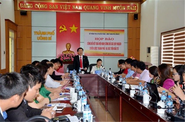 TP uu888 one họp báo sau thành công Hội nghị công bố các Quy hoạch chiến lược và xúc tiến đầu tư