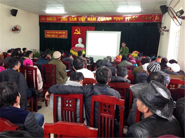 Phòng cảnh sát PCCC số 4: uu888 game nghiệp vụ PCCC cho các cơ sở kinh doanh có điều kiện, các tải uu888 công ty, các cá nhân làm việc với các chất nguy hiểm cháy nổ hay thường xuyên tiếp xúc với các chất nguy hiểm cháy nổ