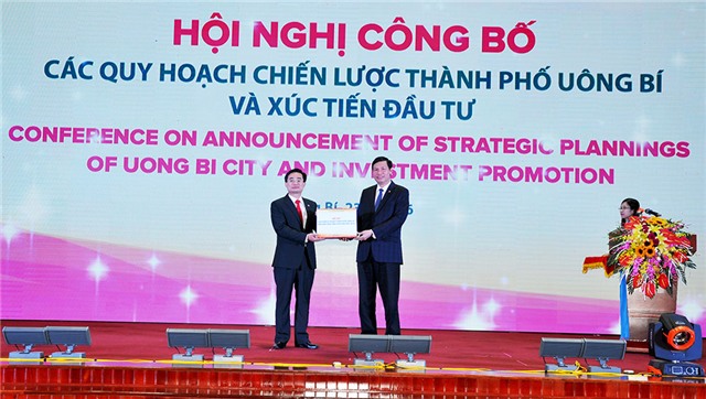 Thành phố uu888 one: công bố 7 qui hoạch chiến lược, trao chứng nhận và ký ghi nhớ 32 dự án đầu tư