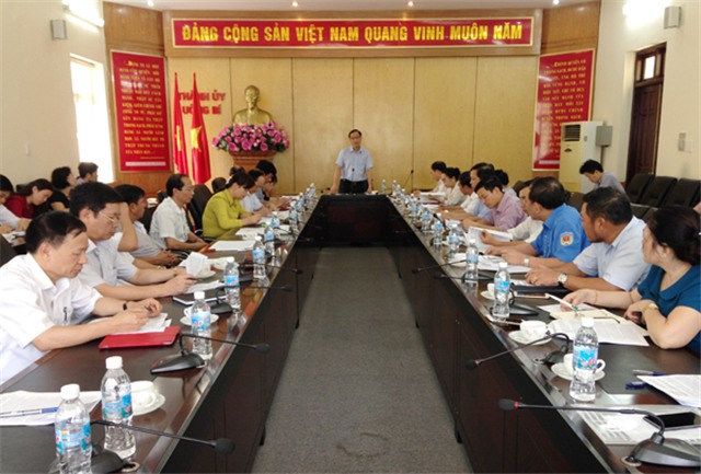 Đồng chí Vũ Hồng Thanh, Ủy viên Trung ương đảng, Phó Bí thư u8888 uu888 one làm việc với Thành ủy uu888 one về công tác phát triển đảng và các đoàn thể trong khối các tải uu888 khu vực ngoài nhà nước 