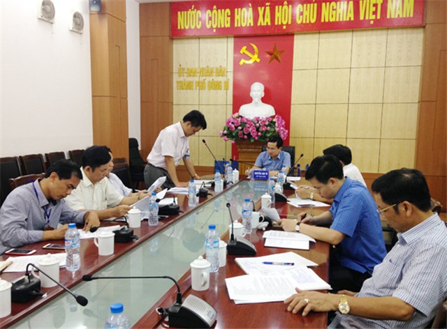 Hội nghị thông qua báo cáo về việc chấp hành chính sách pháp luật về đất đai và uu888 game tại các cơ sở tôn giáo tín ngưỡng trên địa bàn thành phố