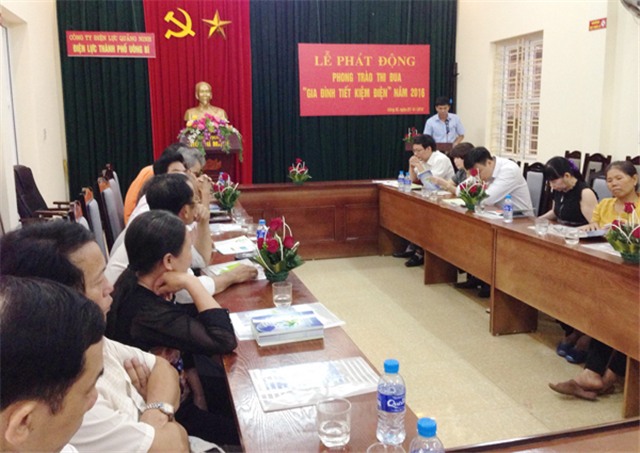 Điện lực uu888 one: Phát động phong trào thi đua gia đình tiết kiệm điện năm 2016