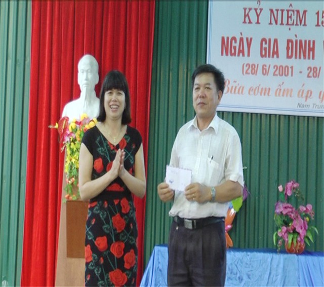 Khu Nam Trung, phường Nam Khê kỷ niệm 15 năm ngày Gia đình uu888 có