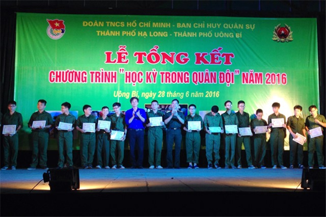 Tổng kết chương trình học kỳ trong quân đội