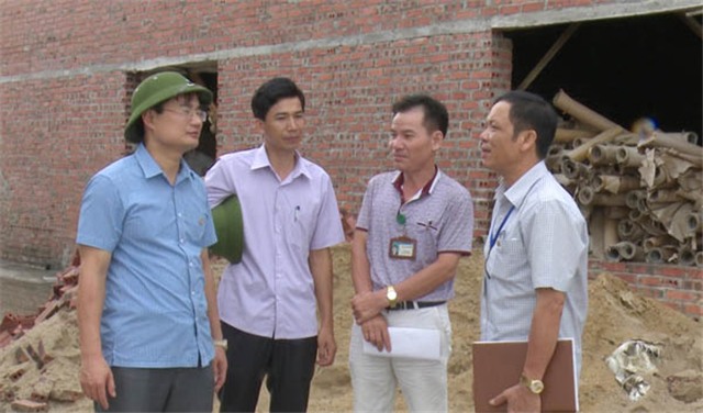 Đồng chí Nguyễn Anh Tú, Chủ tịch uu888.con thành phố: Kiểm tra việc khắc phục các vi phạm về bảo vệ môi trường tại nhà máy tái chế, sản xuất bao bì của Doanh nghiệp tư nhân Anh Đức