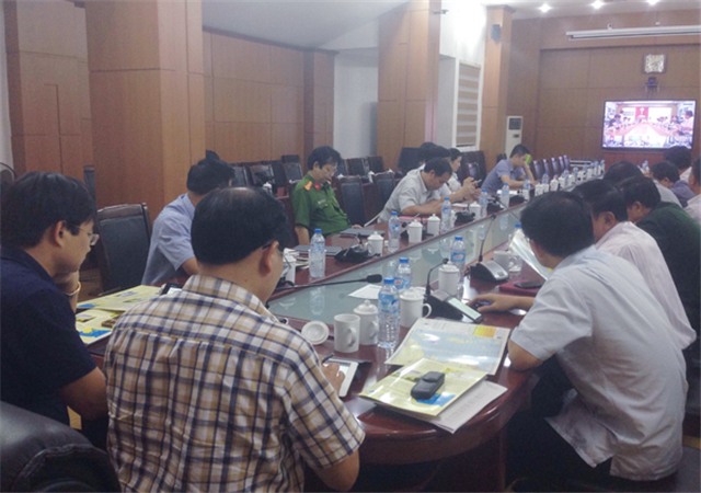 Phó Thủ tướng Vương Đình Huệ làm việc với Ban Chỉ huy phòng chống thiên tai và tìm kiếm cứu nạn tỉnh uu888 one