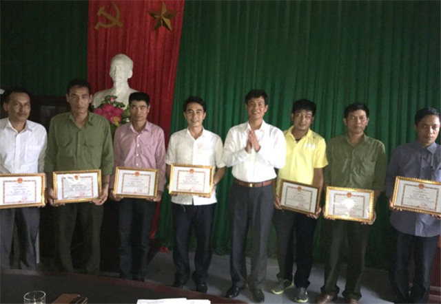 uu888.con Thành phố: Khen thưởng đột xuất các tập thể và cá nhân có thành tích xuất sắc trong công tác cứu hộ cứu nạn tại khu vực Chùa Đồng - Yên Tử 