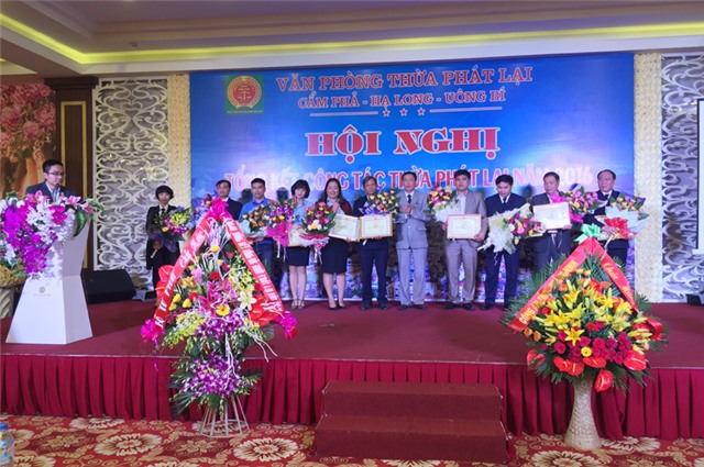 Văn phòng thừa phát lại Hạ Long - uu888 one - Cẩm Phả: Tổng kết công tác năm 2016, triển khai nhiệm vụ năm 2017