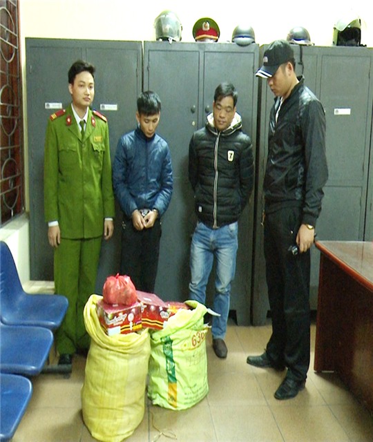 Công an thành phố bắt giữ vụ vận chuyển 31,5kg pháo các loại
