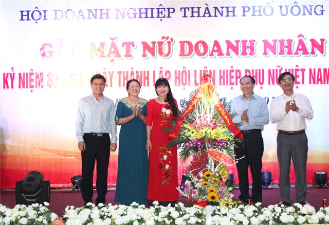 Gặp mặt nữ doanh nhân kỷ niệm ngày thành lập hội LHPN uu888 có 20-10 