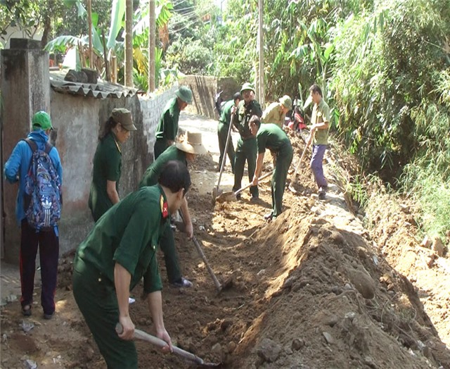 Phường Vàng Danh: Thi công 3 tuyến đường dân sinh