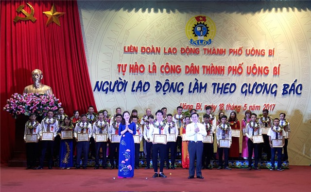 Vinh danh 32 công nhân lao động làm theo gương Bác