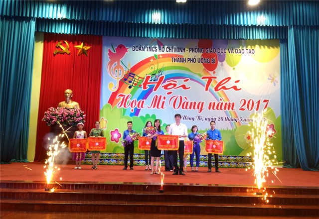 Đa sắc màu Hội thi "Họa mi vàng" thành phố uu888 one năm 2017