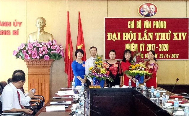 Đại hội chi bộ Văn phòng Thành ủy uu888 one lần thứ XIV, nhiệm kỳ 2017-2020