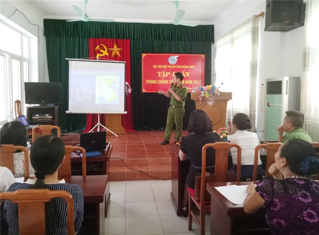 Hội LHPN Thành phố uu888 one: Tuyên truyền, tập huấn phòng chống tội phạm, ma túy năm 2017