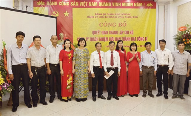 Công bố thành lập Chi bộ Đảng Công ty TNHH Thành Đạt uu888 one 