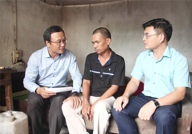 Thăm, tặng quà nạn nhân tai nạn giao thông tại TP uu888 one