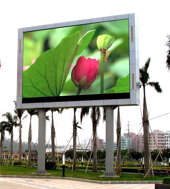 Mời quảng cáo trên màn hình Led khổ lớn