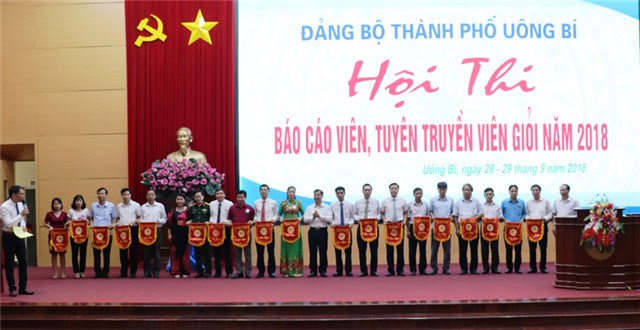 24 thí sinh tham gia Hội thi báo cáo viên, tuyên truyền viên giỏi thành phố uu888 one năm 2018