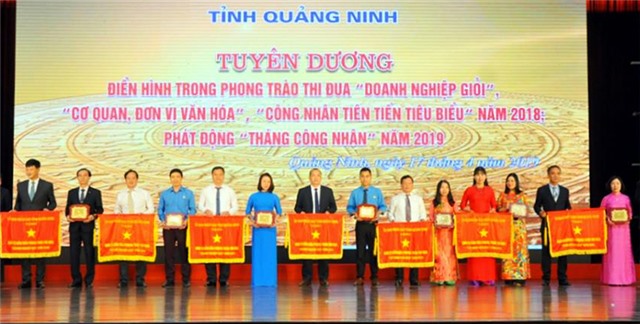 Ở một tải uu888 "Đạt chuẩn văn hóa"