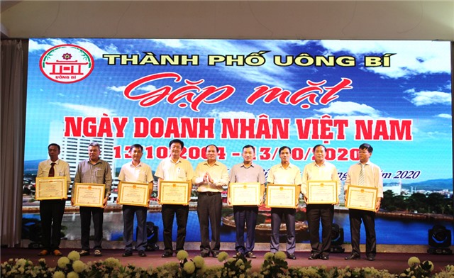 Gặp mặt kỷ niệm Ngày Doanh nhân uu888 có