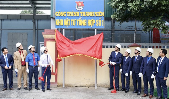 Đoàn Than uu888 one: Gắn biển công trình thanh niên