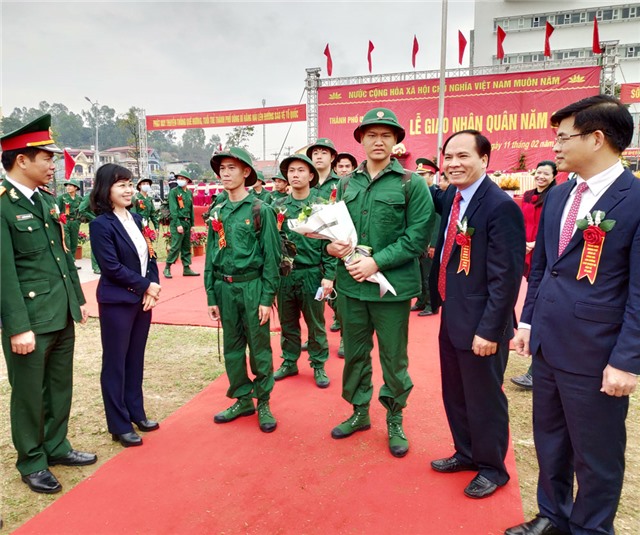 179 thanh niên uu888 one hăng hái lên đường nhập ngũ