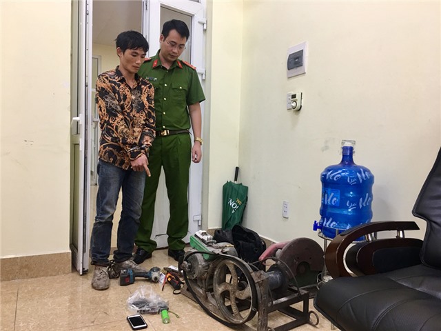 Công an TP uu888 one: Bắt đối tượng trộm cắp tài sản