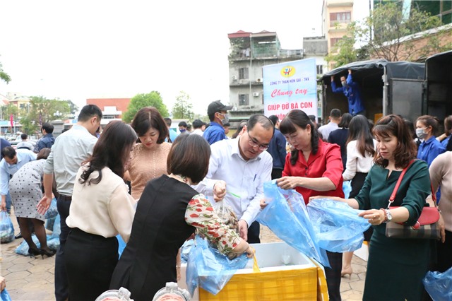 uu888 cùng tải uu888 tháo gỡ khó khăn cấp bách