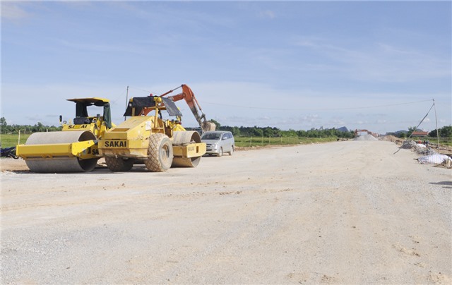 TP uu888 one quyết tâm đẩy nhanh các Dự án trọng điểm: Đường Trần Hưng Đạo kéo dài và Khu tái định cư, dân cư hai bên tuyến đường
