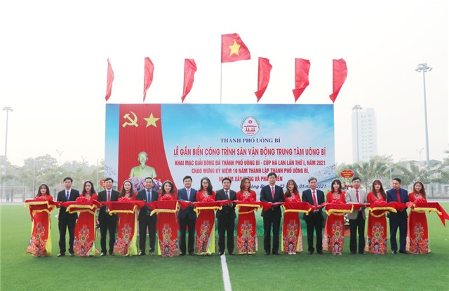 Lễ khánh thành, gắn biển công trình Sân vận động trung tâm uu888 one, khai mạc Giải Bóng đá thành phố uu888 one Cúp Hà Lan lần thứ I năm 2021