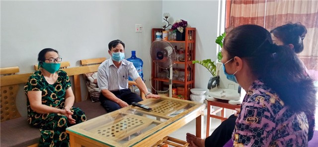 Trưởng khu tiên phong, gương mẫu trong phòng chống dịch