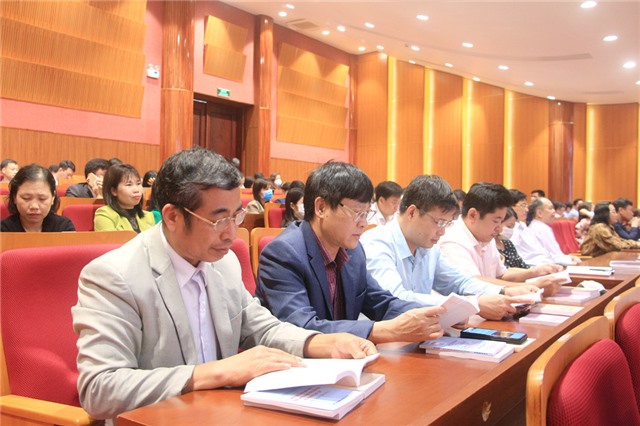 Khẩn trương, nghiêm túc, u888vip1