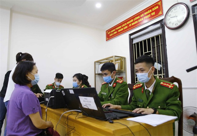 6 trường hợp được miễn lệ phí cấp căn cước u888c3 gắn chip