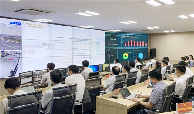 Đồng bộ hạ tầng kỹ thuật và ứng dụng CNTT trong cơ quan hành chính nhà nước