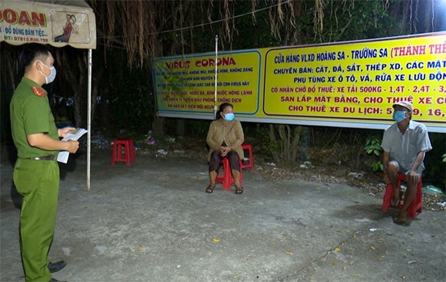 Có giấy xét nghiệm âm tính vẫn bị phạt vì khai báo gian dối