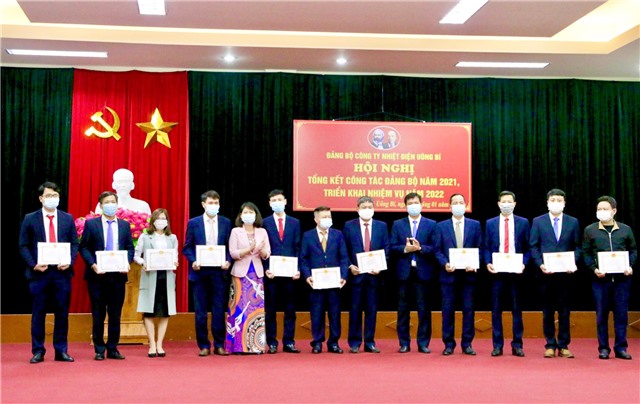 Đảng bộ công ty nhiệt điện uu888 one triển khai nhiệm vụ năm 2022