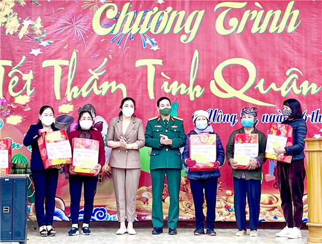 Chương trình “Tết thắm tình quân dân” xuân Nhâm Dần 2022