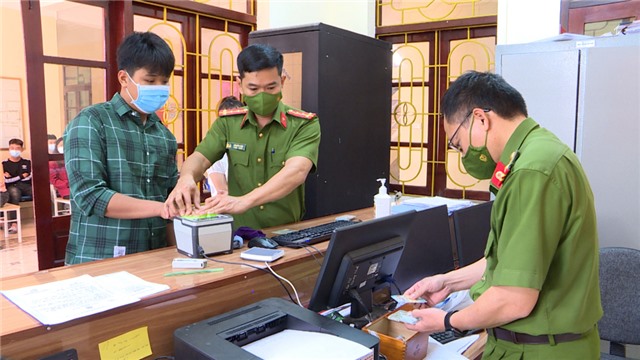 Đẩy mạnh số hóa các dịch vụ công thiết yếu