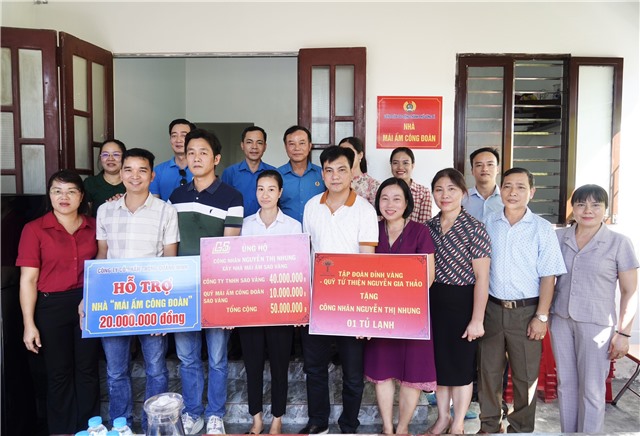 LĐLĐ TP uu888 one & Chi nhánh Cty TNHH Sao Vàng: trao hỗ trợ xây nhà “Mái ấm công đoàn”