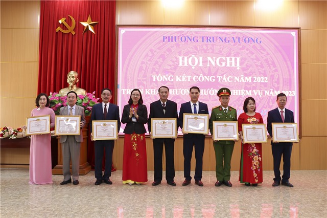 Đảng bộ phường Trưng Vương tổng kết công tác năm 2022, triển khai phương hướng nhiệm vụ năm 2023