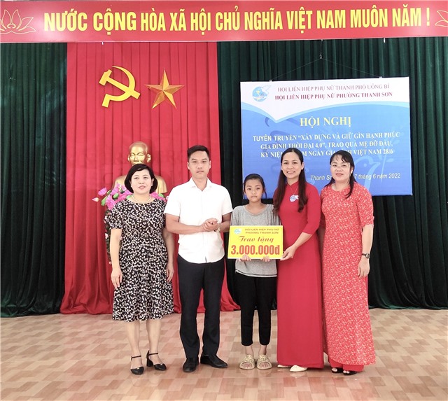 Tuyên truyền "Xây dựng và giữ gìn hạnh phúc gia đình thời đại 4.0"