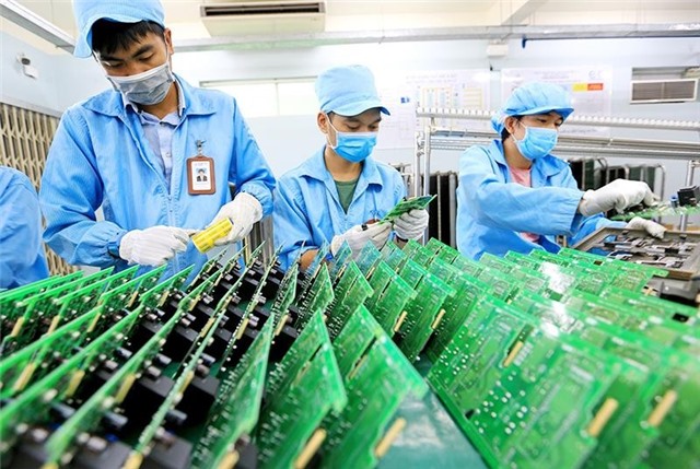 Tỉnh táo trước luận điệu xuyên tạc kinh tế thị trường định hướng u8888 chủ nghĩa