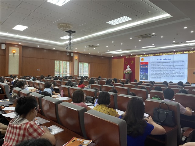 Xây dựng nền hành chính ngày càng hiện đại, uu888