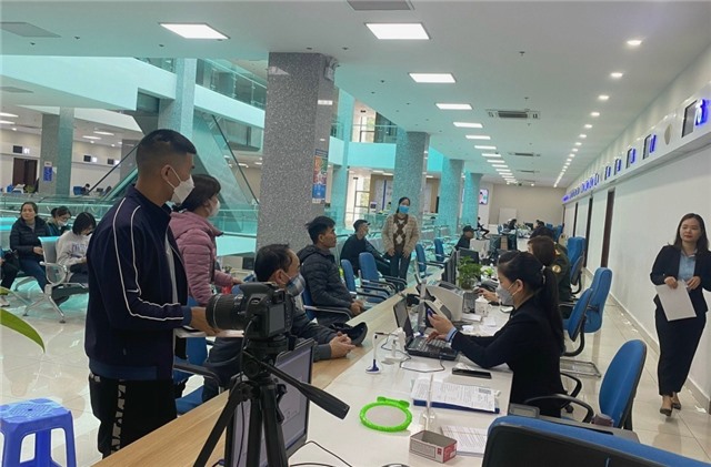 Đẩy mạnh thực hiện thủ tục hành chính trên môi trường điện tử