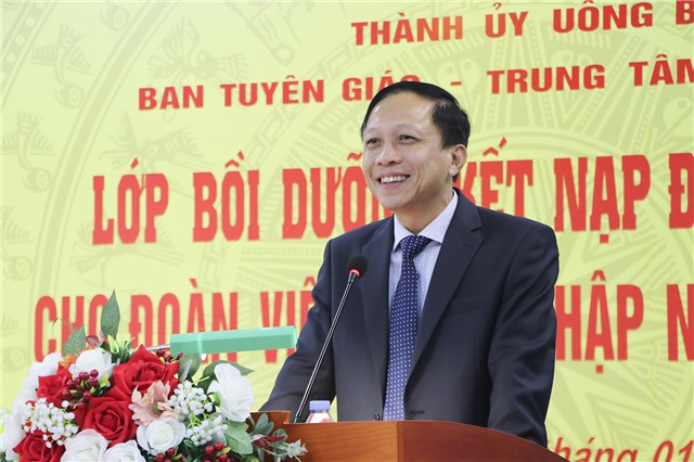 Trung tâm u888c3 Thành phố: Khai giảng lớp Bồi dưỡng kết Đảng khoá I cho đoàn viên ưu tú nhập ngũ năm 2023