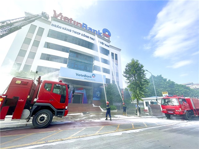Thực tập phương án chữa cháy và CNCH tại Ngân hàng TMCP Công thương uu888 có - Chi nhánh uu888 one năm 2023