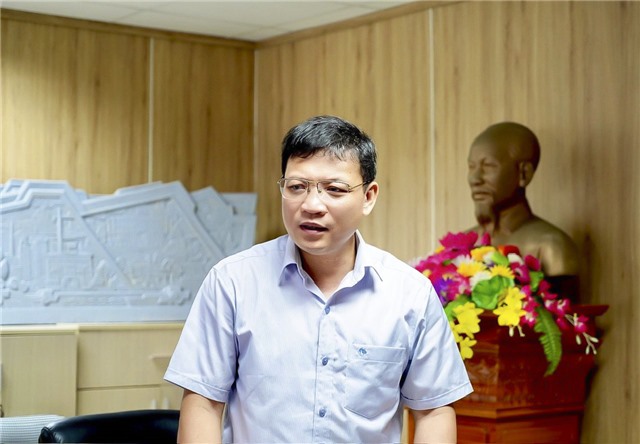 Đồng chí Nghiêm Xuân Cường  - Bí thư Thành uỷ dự sinh hoạt chi bộ Ban QLDA Đầu tư Xây dựng Thành phố